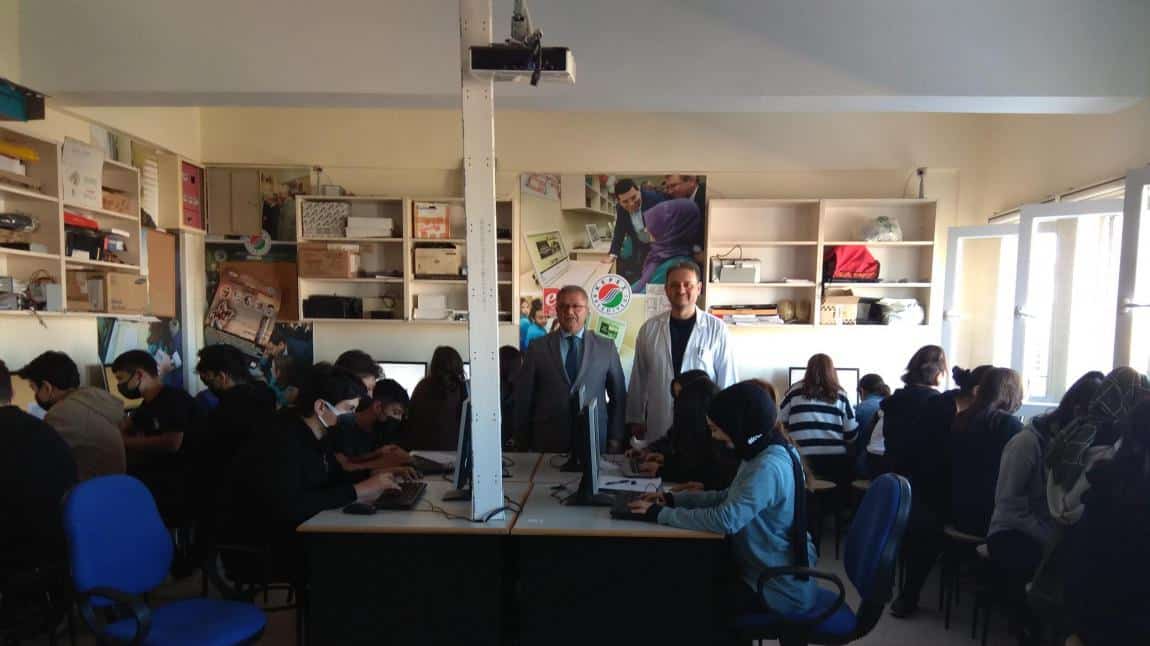 Karatay Anadolu Lisesi Teknolojik Alt Yapısını Güçlendiriyor